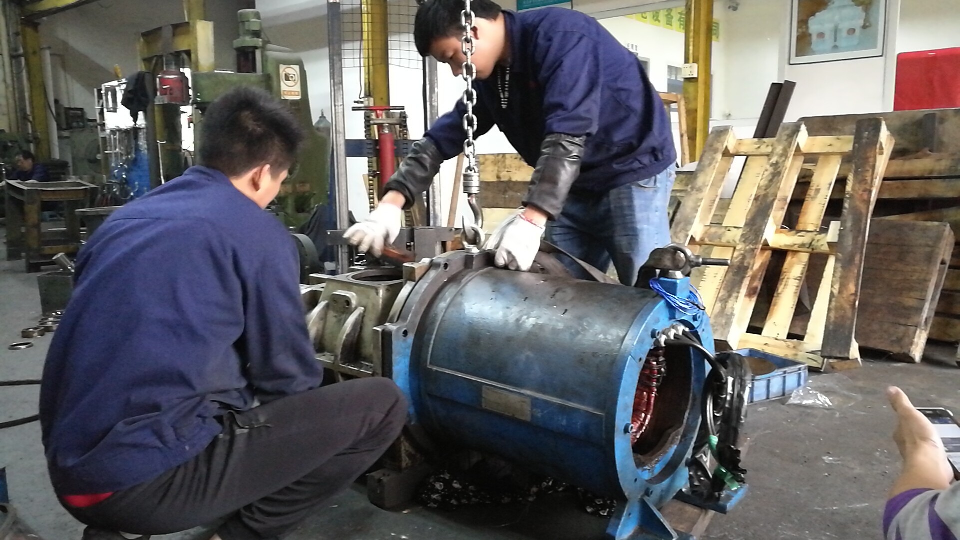 螺桿空壓機振動