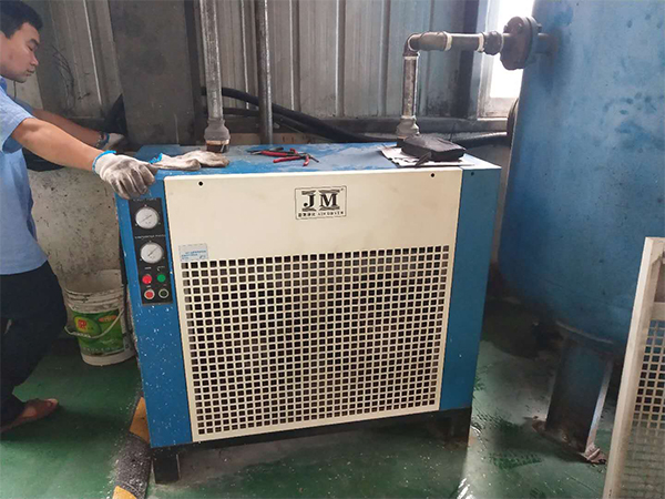 冷凍干燥機(jī)停機(jī)是什么原因造成的？