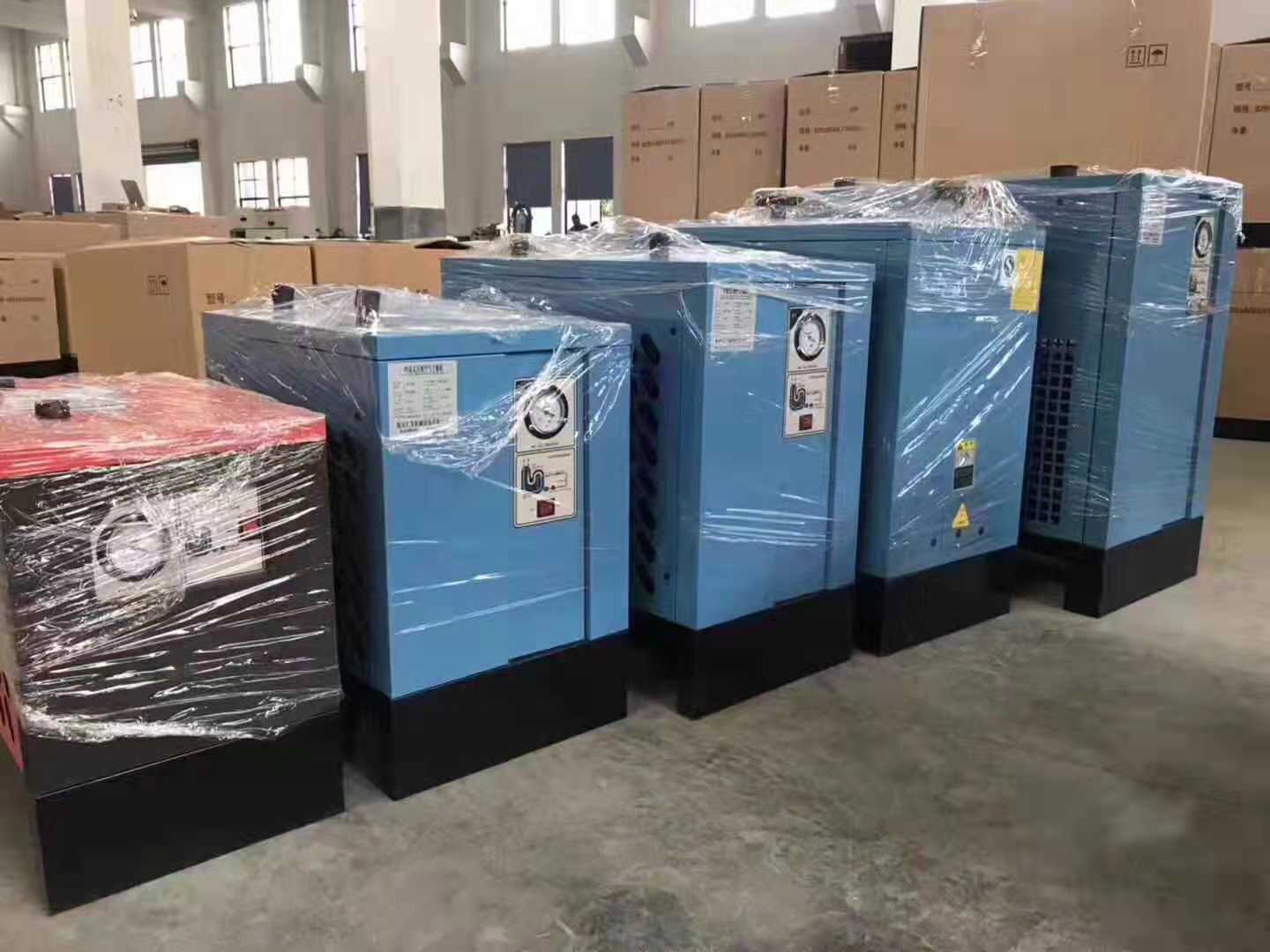 金屬加工行業(yè)針對干燥設(shè)備需要選擇哪種凈化設(shè)備？